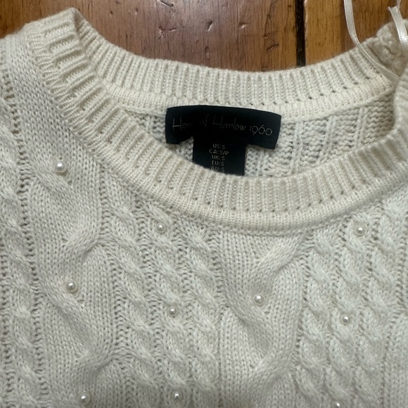 Elegant White Cable Knit Dress - Picture 2 of 3